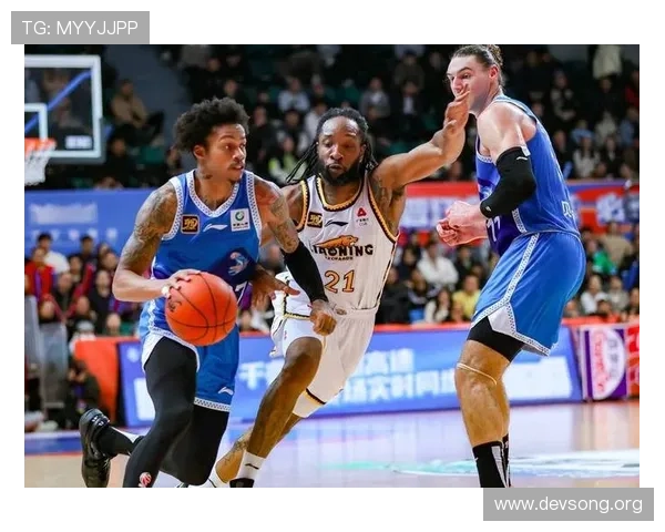 上海胜山西九连胜洛夫顿29分